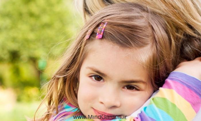 فرزندتان را در آغوش بگيريد و از بغلي شدنش نترسيد!